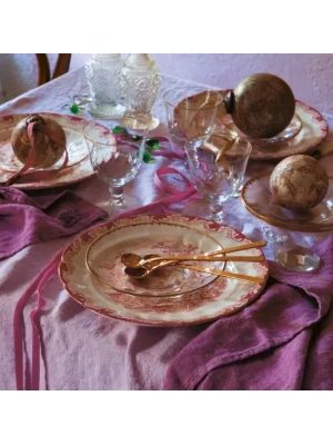 Aranżacja stołu z lnem Lovely Linen w kolorze Old Rose