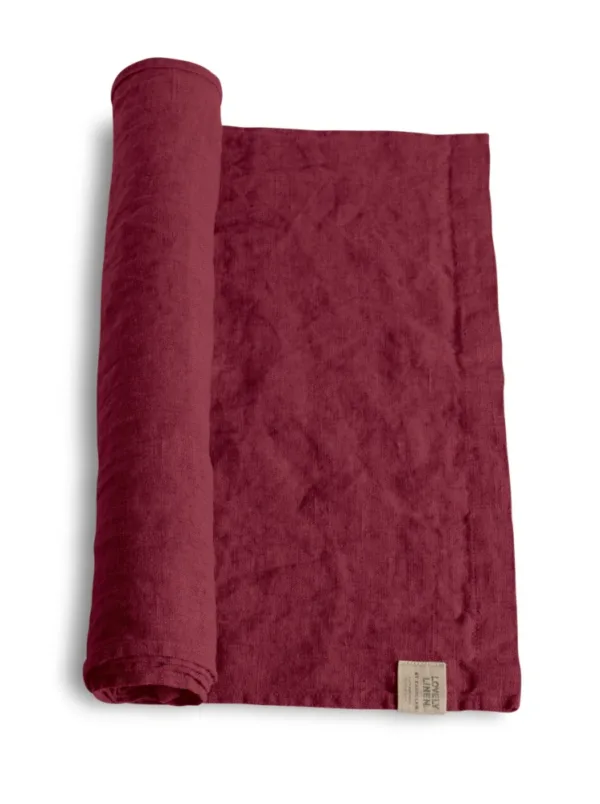 Bieżnik LOVELY Cabernet – zdjęcie produktowe Bieżnik lniany LOVELY Cabernet – zdjęcie produktowe