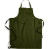 Fartuch CLASSIC Olive Green – zdjęcie produktowe 3:4 Fartuch CLASSIC Olive Green – zdjęcie produktowe